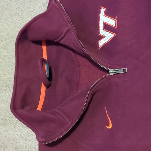 Vintage Nike Virginia Tech quarter zip fleece pullover with front pockets Small - Picture 2 of 6